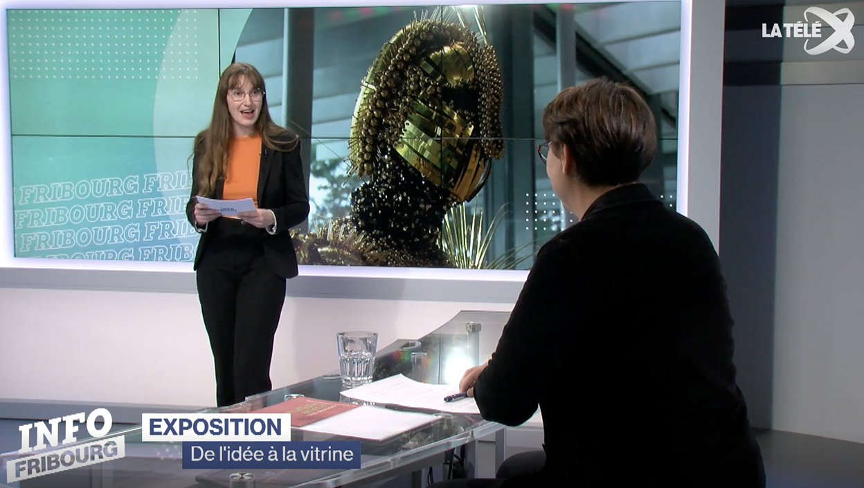 Illustration de l'émission Info Fribourg de La Télé du 22 janvier 2025 présentant l'exposition De l'idée à la vitrine au Musée du Papier peint.